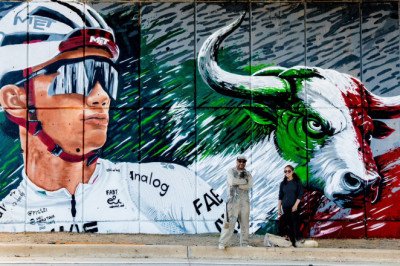 Casi listo el mural dedicado al ciclista Isaac del Toro