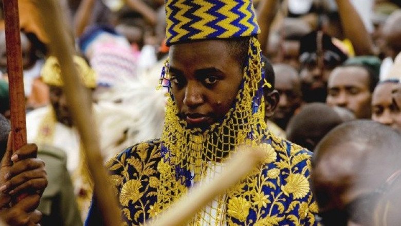 Muere en Uganda a los 34 años el rey Oyo Nyimba, quien llegó al trono a los 3 años