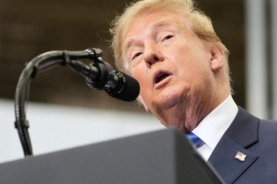 Trump cortaría relaciones comerciales si la Fed no baja los tipos de interés