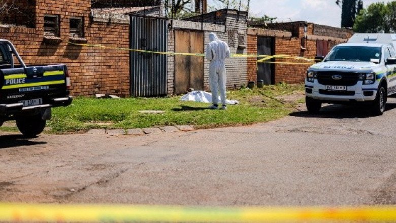 Investigan un posible asesino serial en Sudáfrica tras el hallazgo de siete cuerpos femeninos