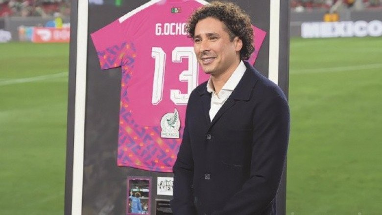Guillermo Ochoa recibe un homenaje en Los Ángeles
