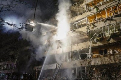Ataque ruso contra infraestructura energética de Kiev deja un muerto y 17 heridos